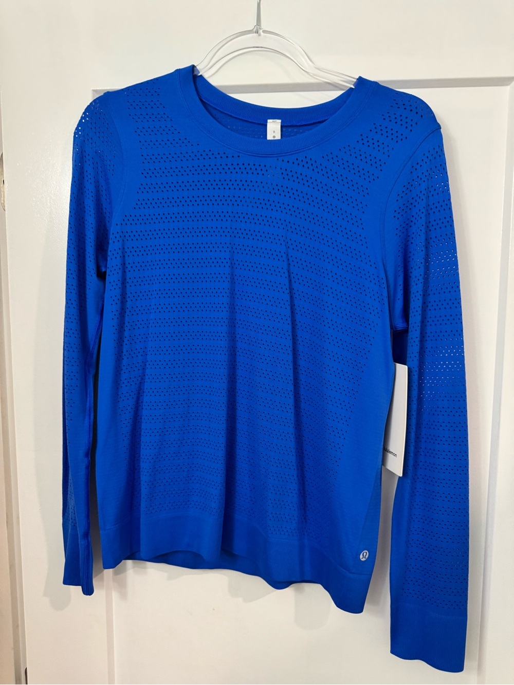 lululemon athletica Women’s Perforated Long-Sleeve Top - Blue Size 8